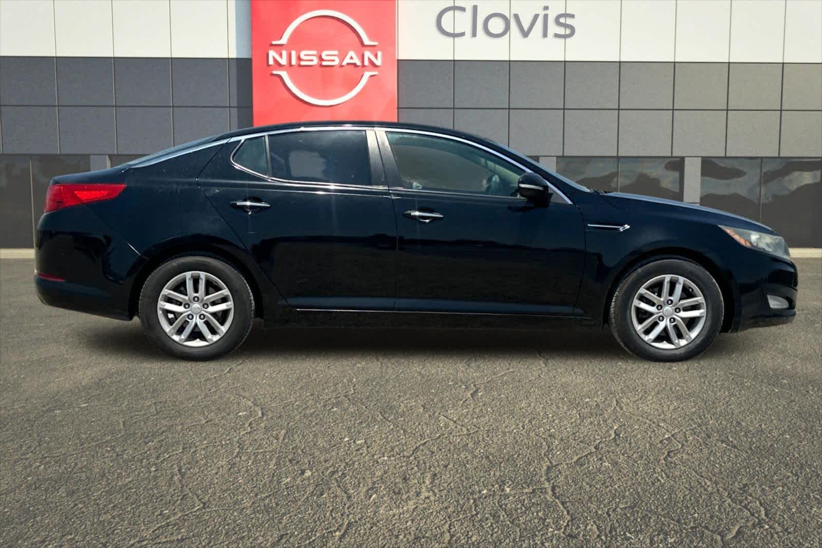Thumbnail: 2013 Kia Optima - 9