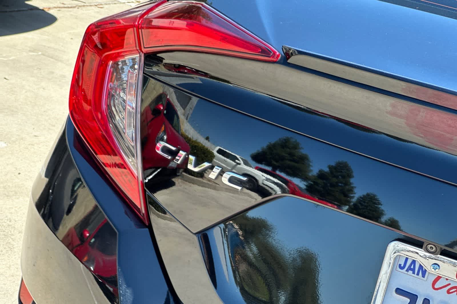 Thumbnail: 2016 Honda Civic - 13