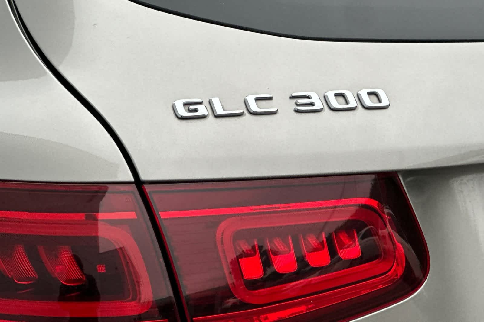 Thumbnail: 2020 Mercedes-Benz GLC - 34