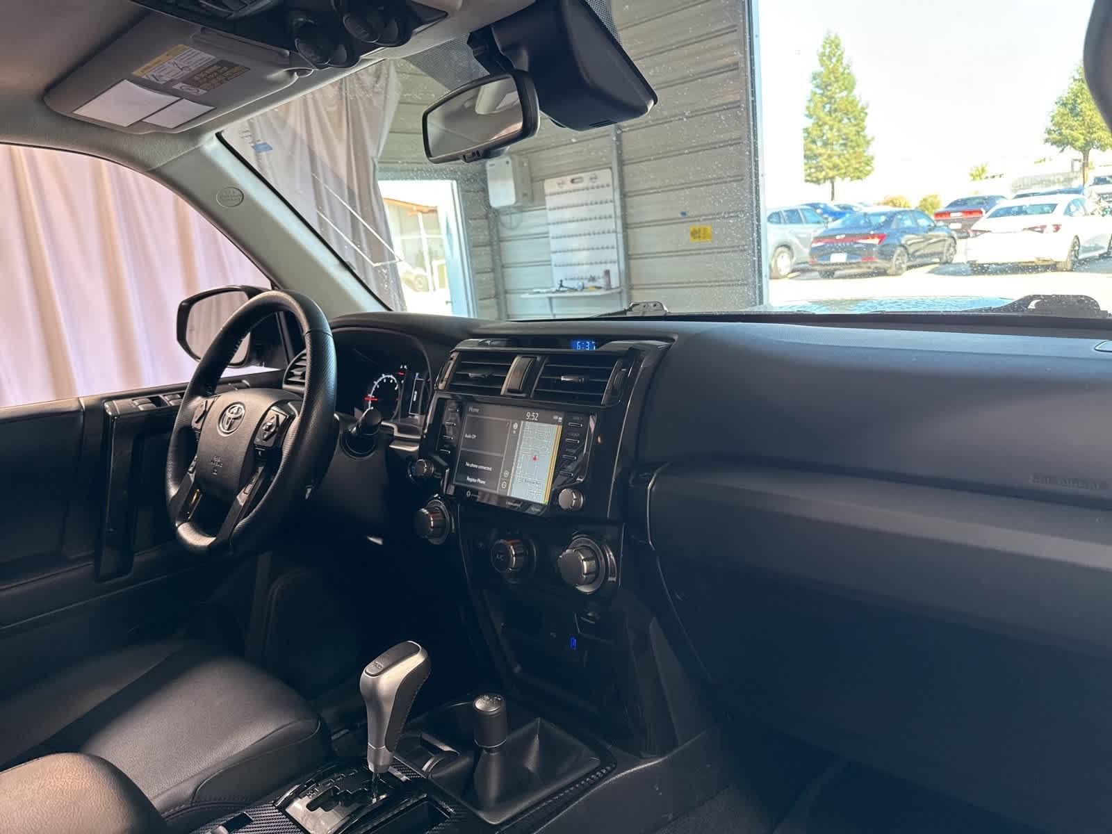 Thumbnail: 2023 Toyota 4Runner - 15