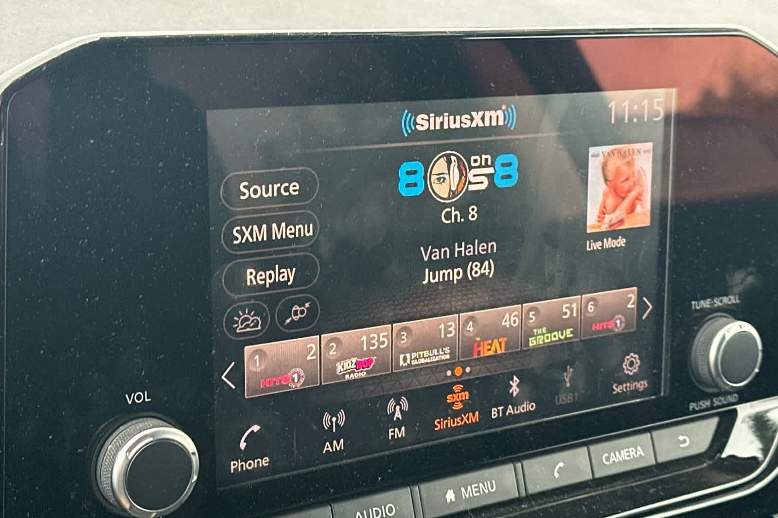 Thumbnail: 2022 Nissan Pathfinder - 19