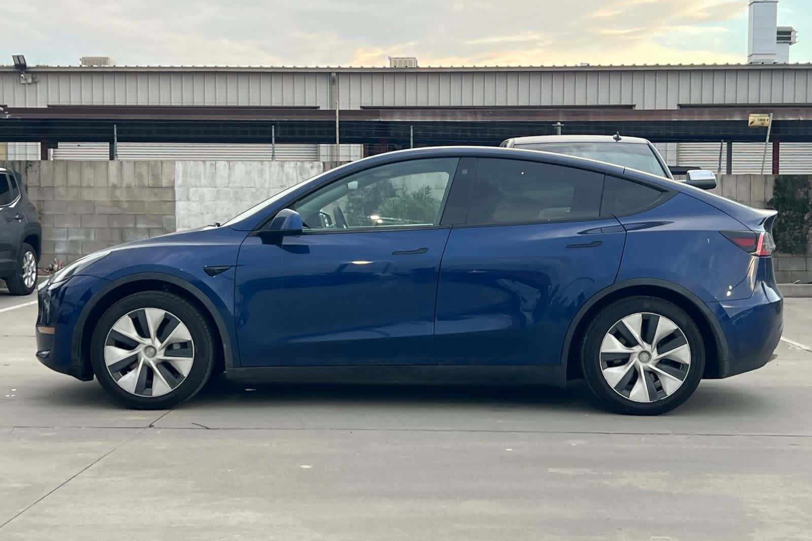 Thumbnail: 2021 Tesla Model Y - 6