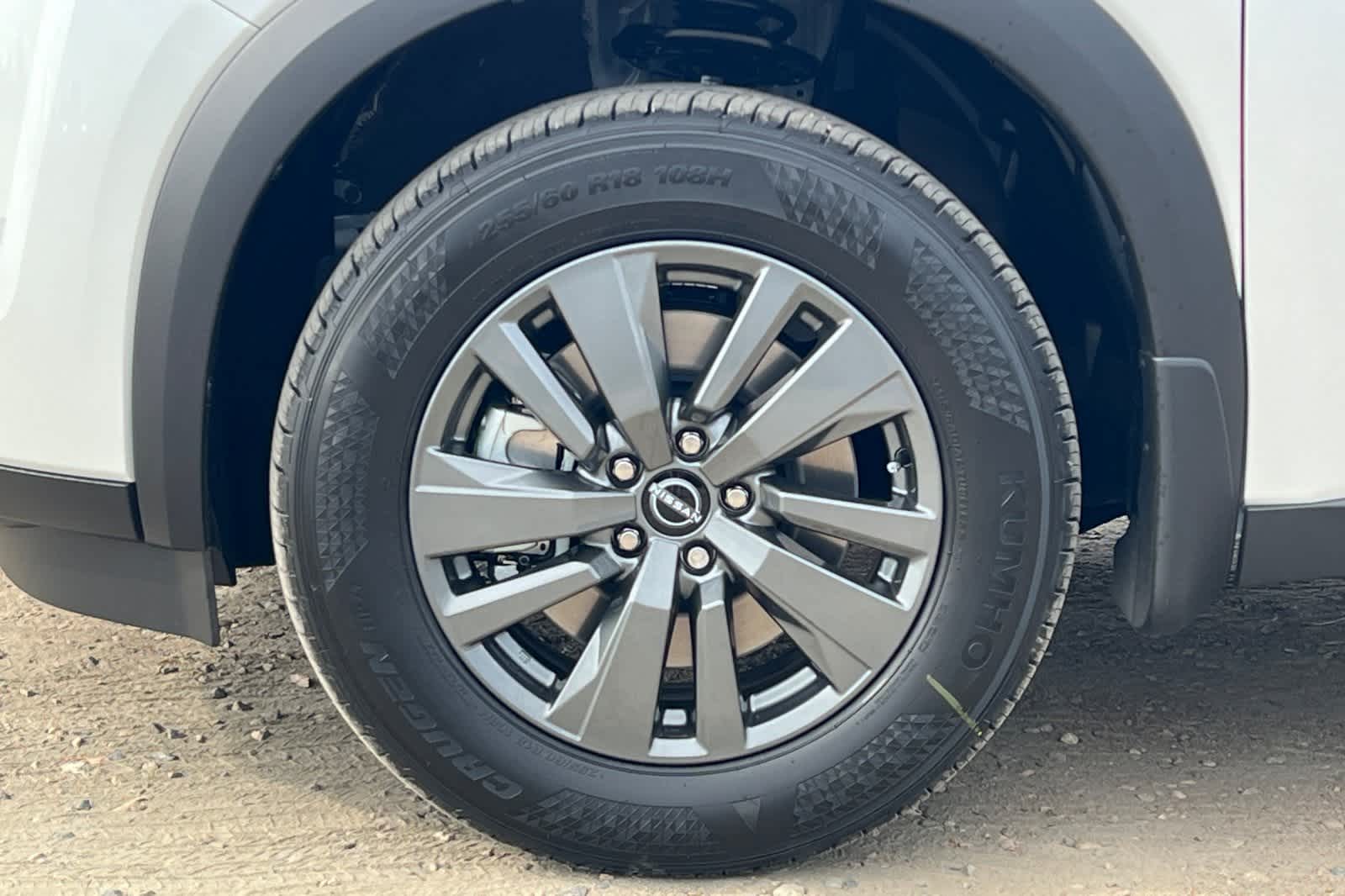 Thumbnail: 2025 Nissan Pathfinder - 30