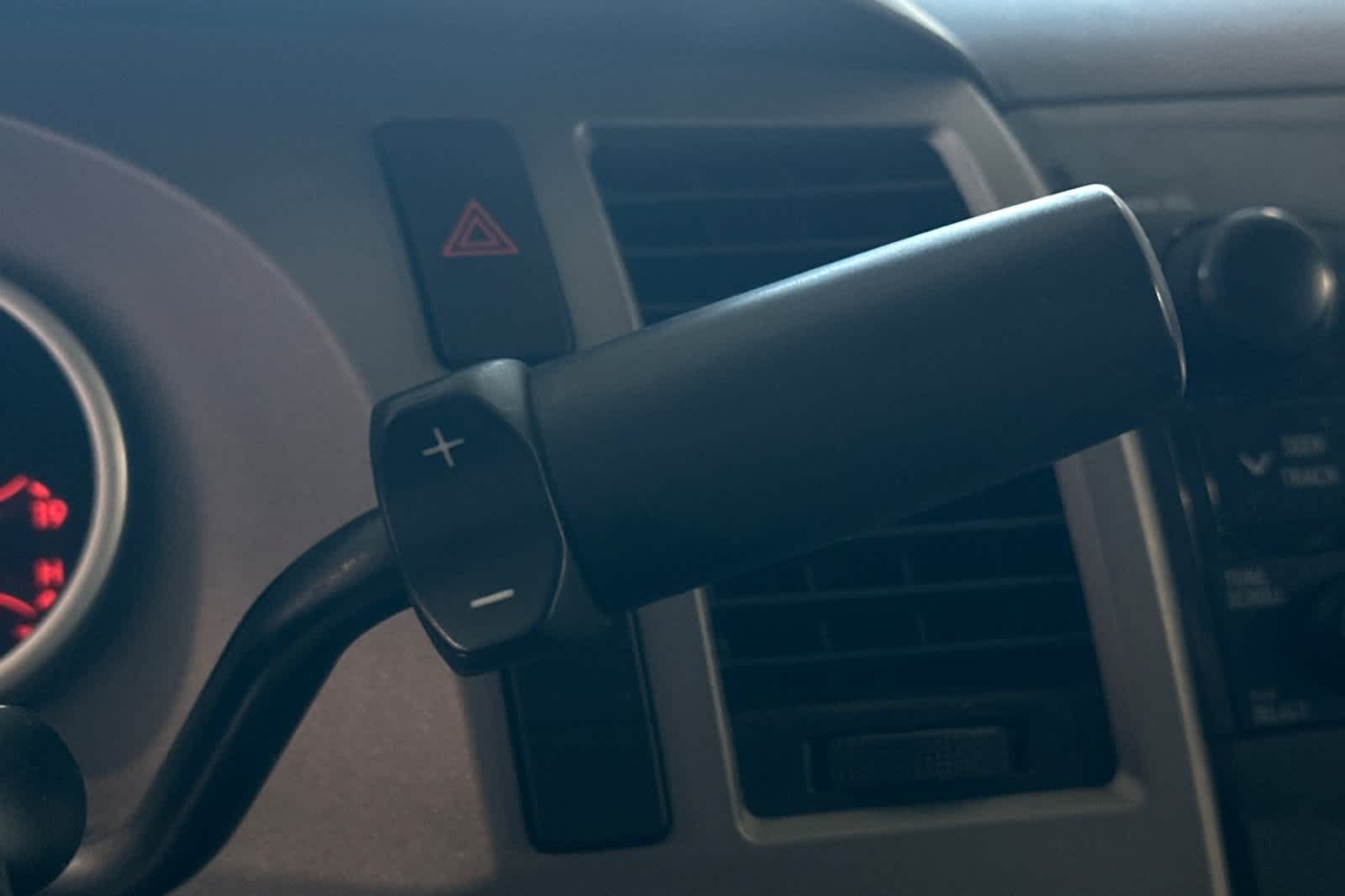 Thumbnail: 2012 Toyota Tundra - 23