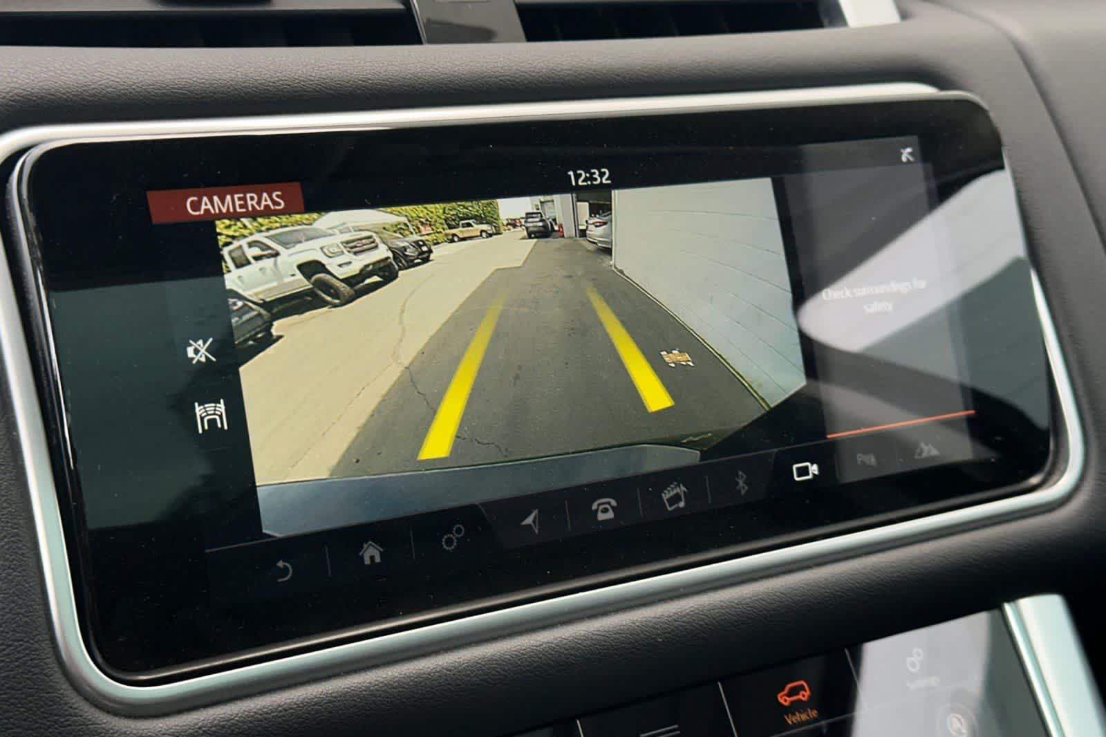 Thumbnail: 2020 Land Rover Range Rover Sport - 21