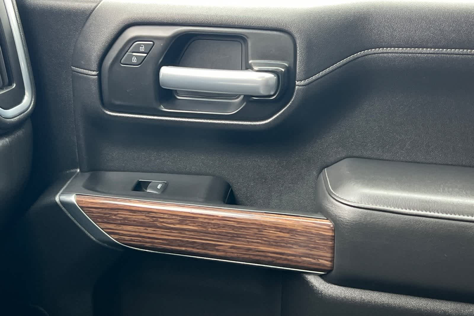 Thumbnail: 2021 Chevrolet Silverado 1500 - 20