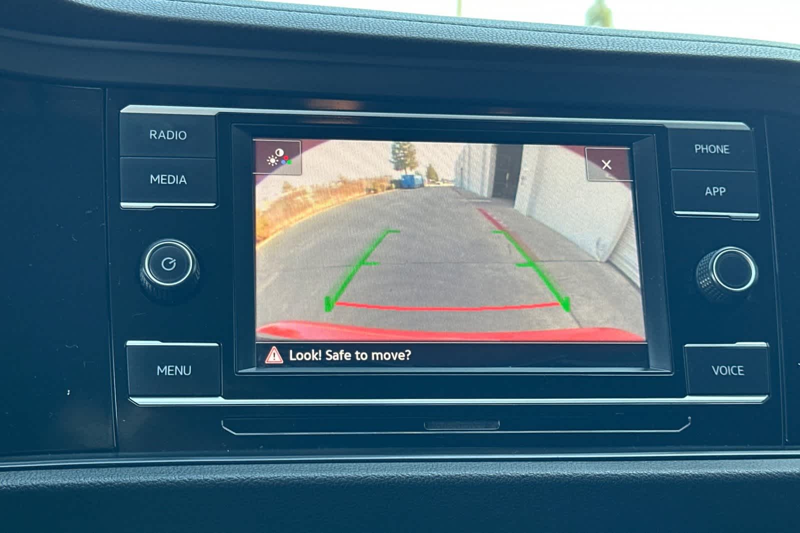 Thumbnail: 2020 Volkswagen Jetta - 20