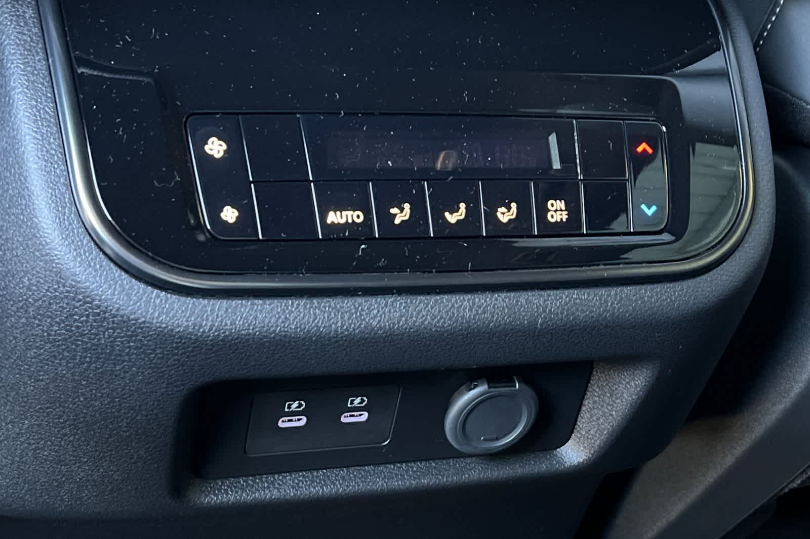 Thumbnail: 2026 Nissan Armada - 15