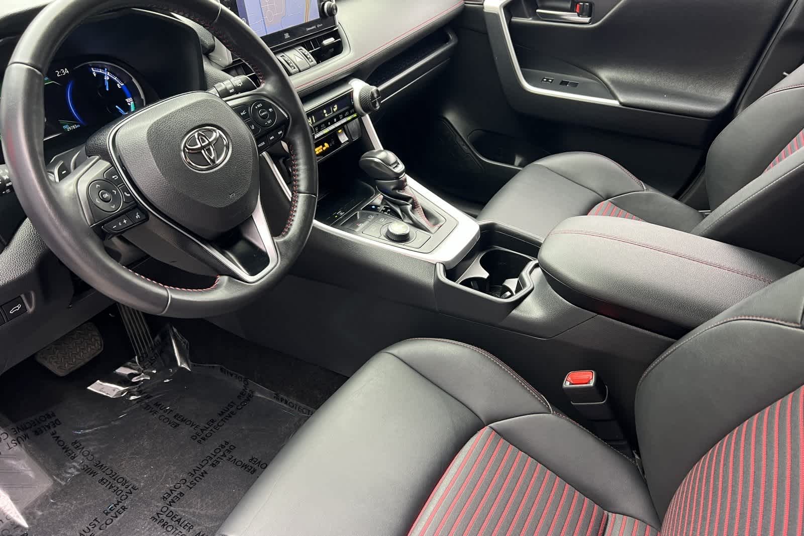 Thumbnail: 2021 Toyota RAV4 - 12