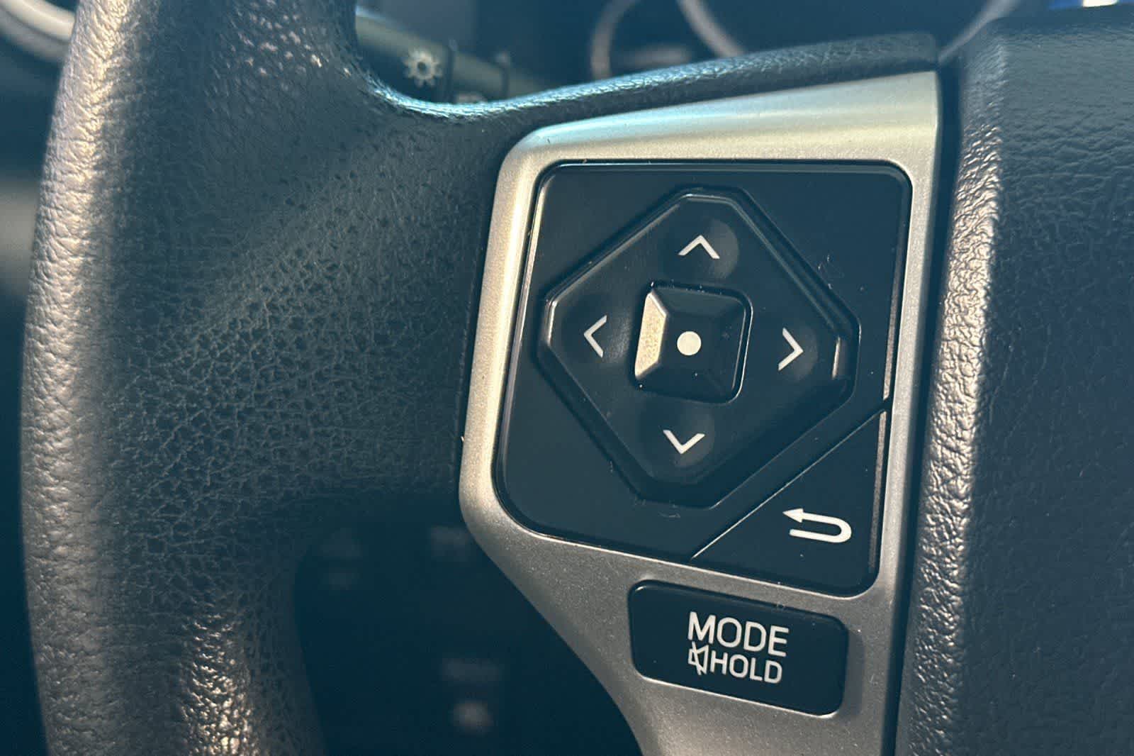 Thumbnail: 2014 Toyota Tundra - 30