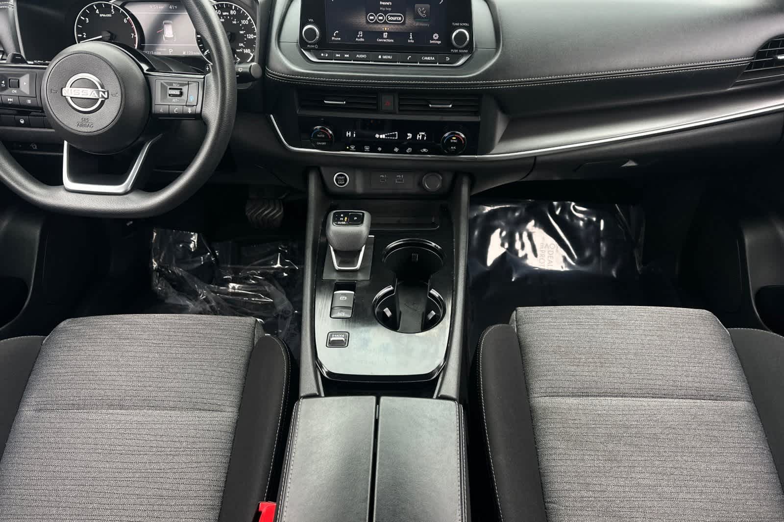 Thumbnail: 2023 Nissan Rogue - 4