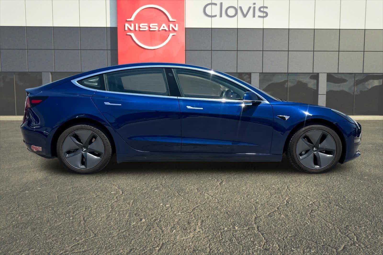 Thumbnail: 2018 Tesla Model 3 - 9