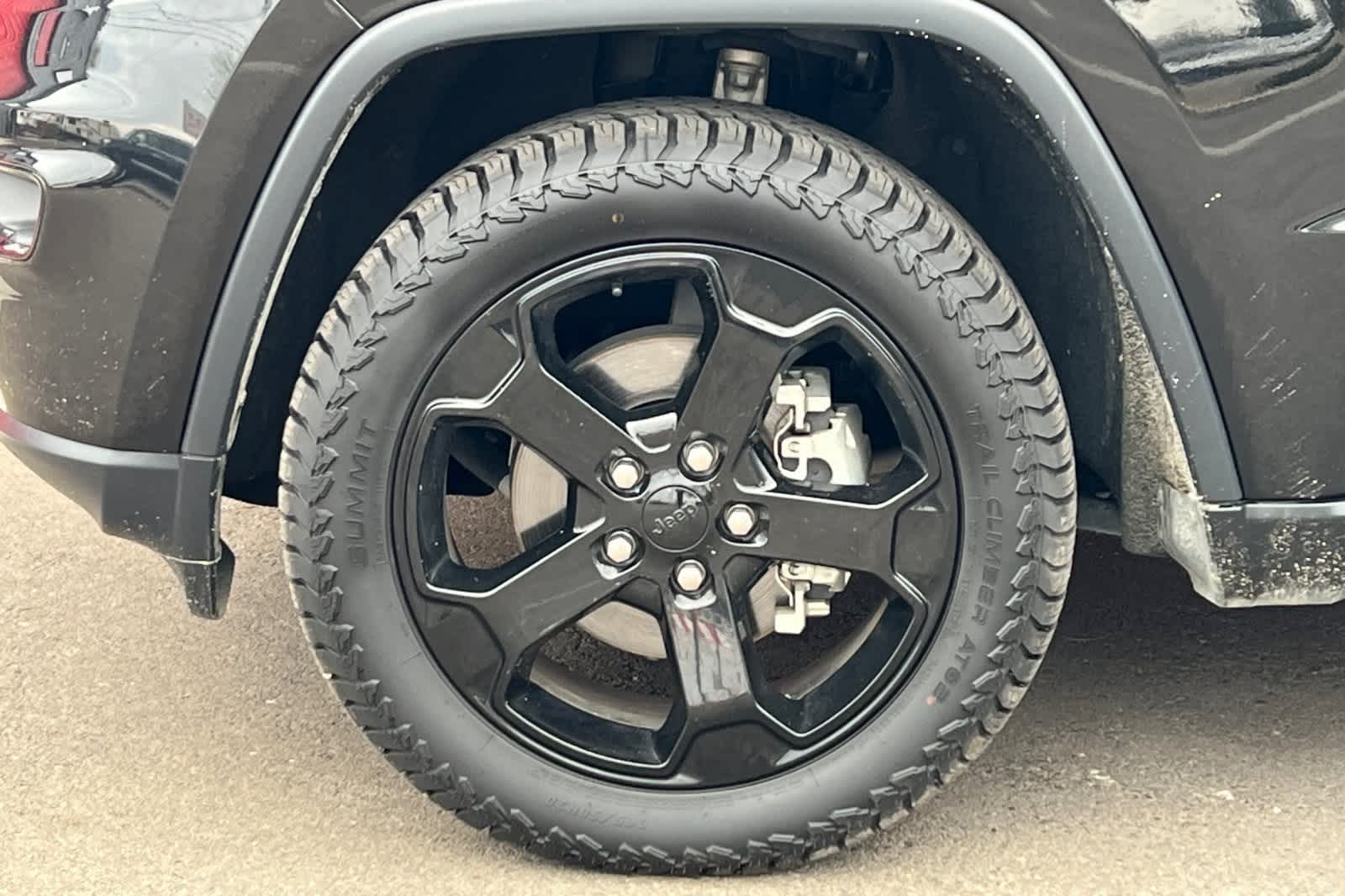 Thumbnail: 2019 Jeep Grand Cherokee - 37
