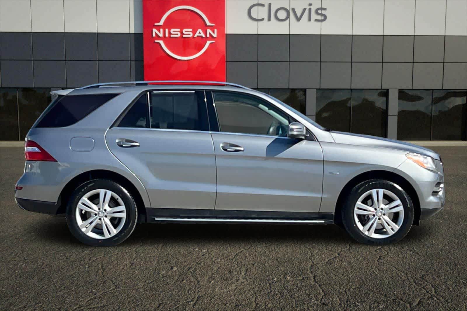 Thumbnail: 2012 Mercedes-Benz M-Class - 9