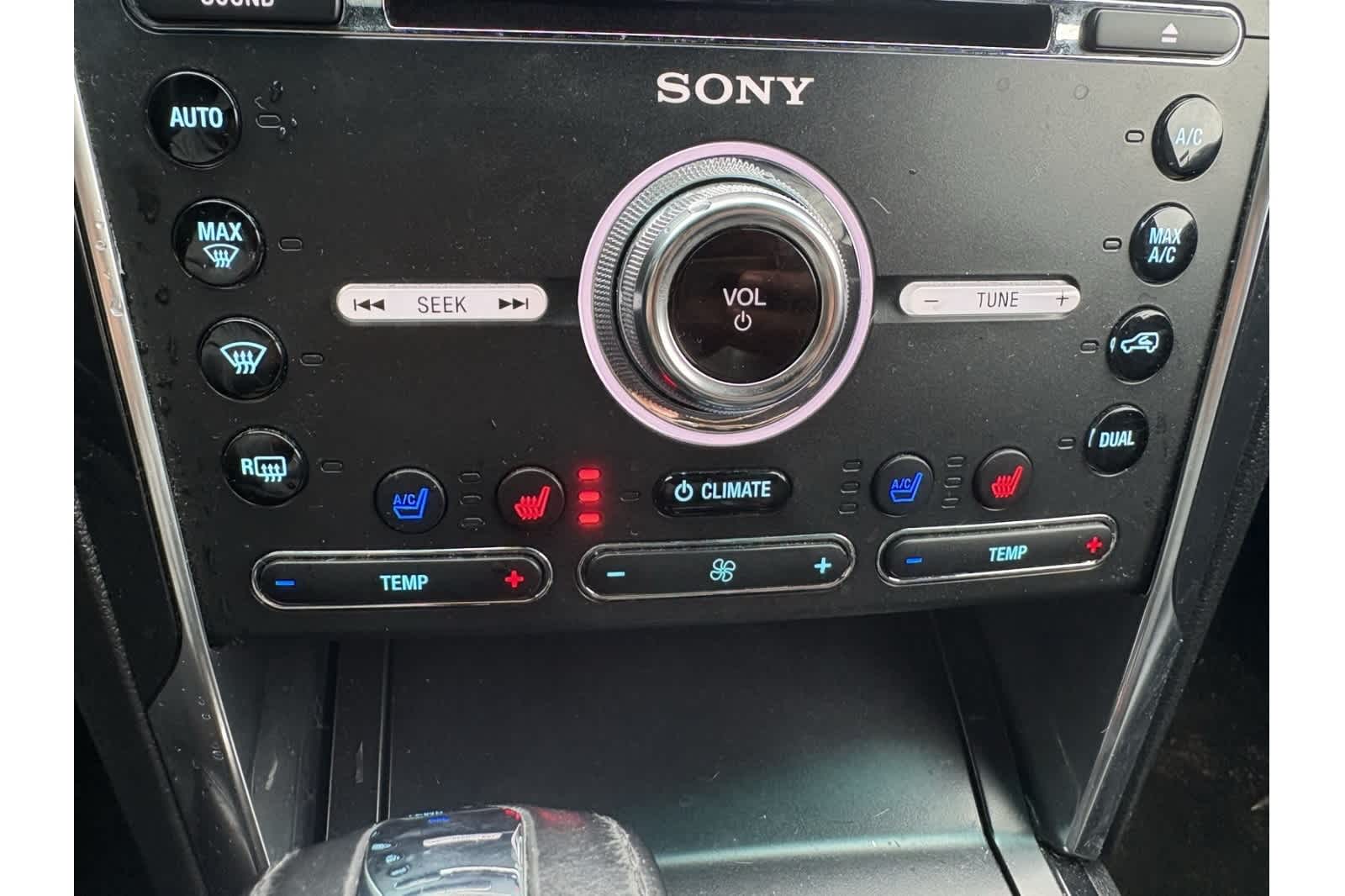 Thumbnail: 2018 Ford Explorer - 18