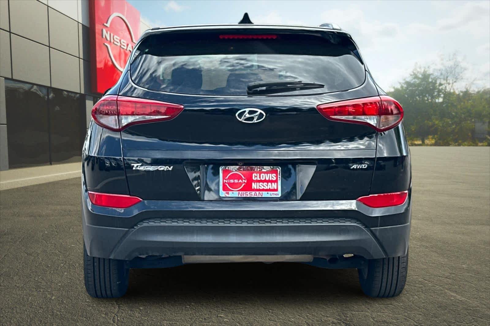 Thumbnail: 2018 Hyundai Tucson - 8