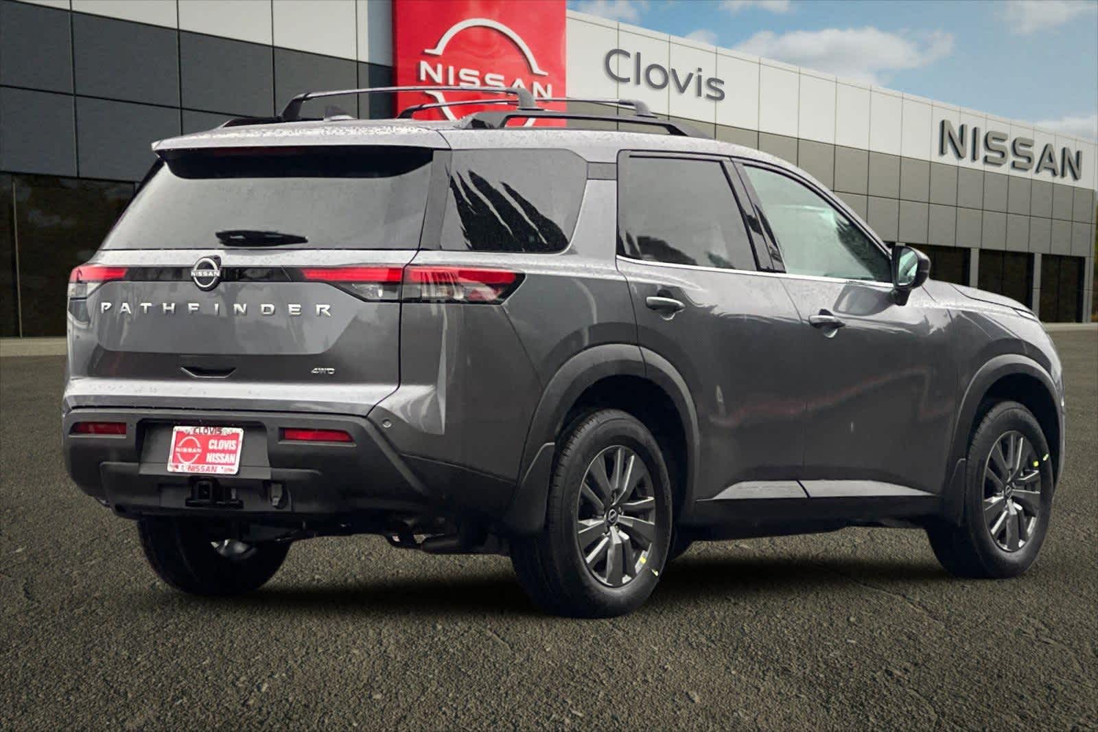 Thumbnail: 2025 Nissan Pathfinder - 3