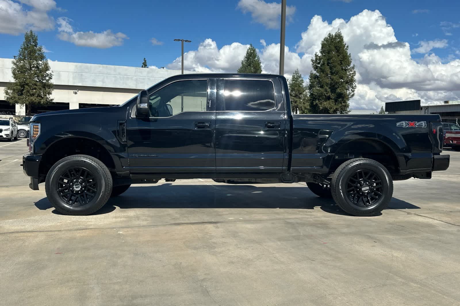 Thumbnail: 2019 Ford F-250 - 6