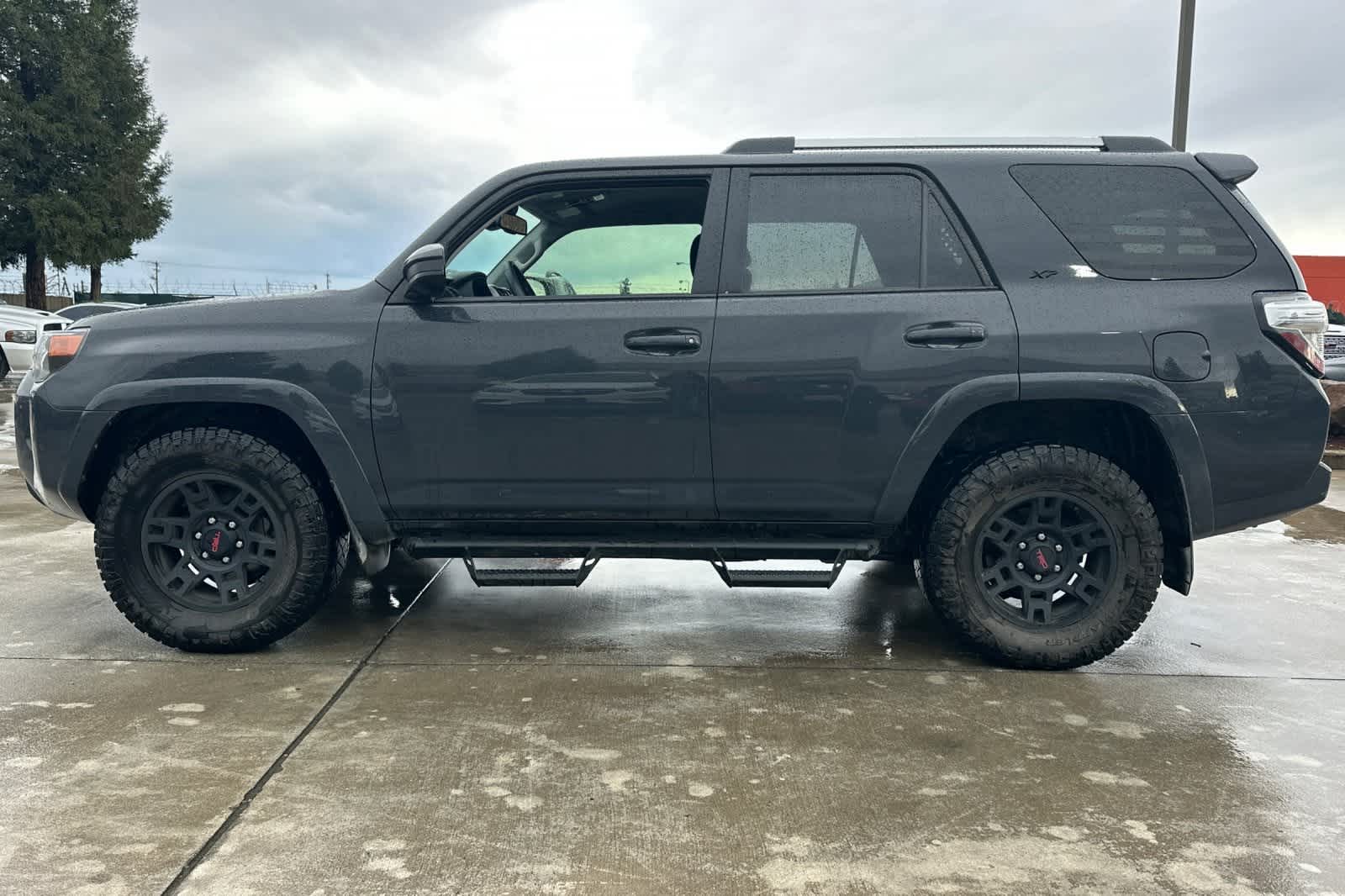 Thumbnail: 2024 Toyota 4Runner - 6