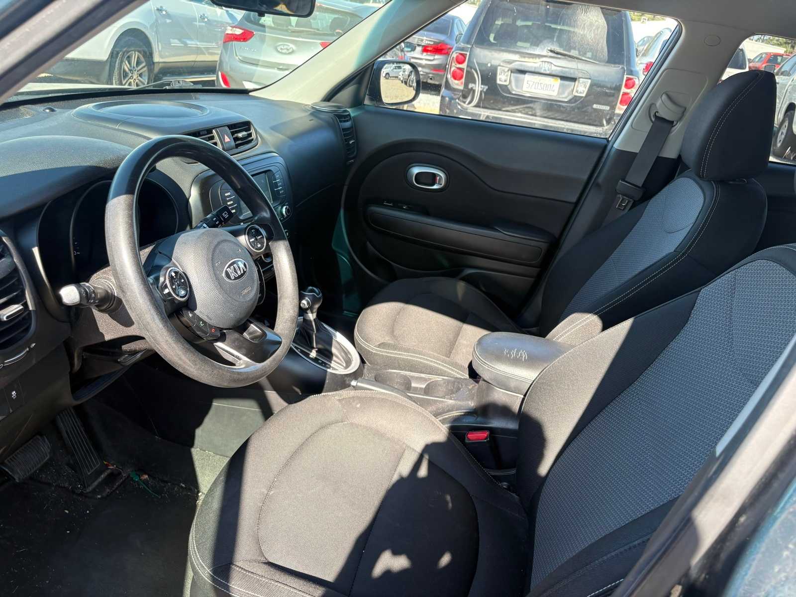 Thumbnail: 2017 Kia Soul - 15