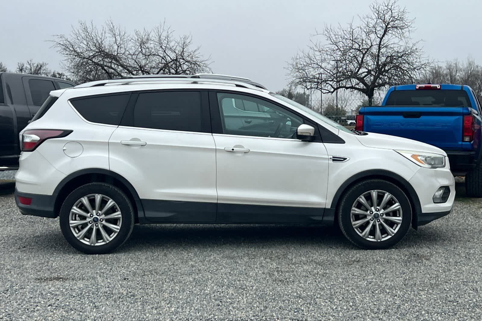 Thumbnail: 2017 Ford Escape - 9