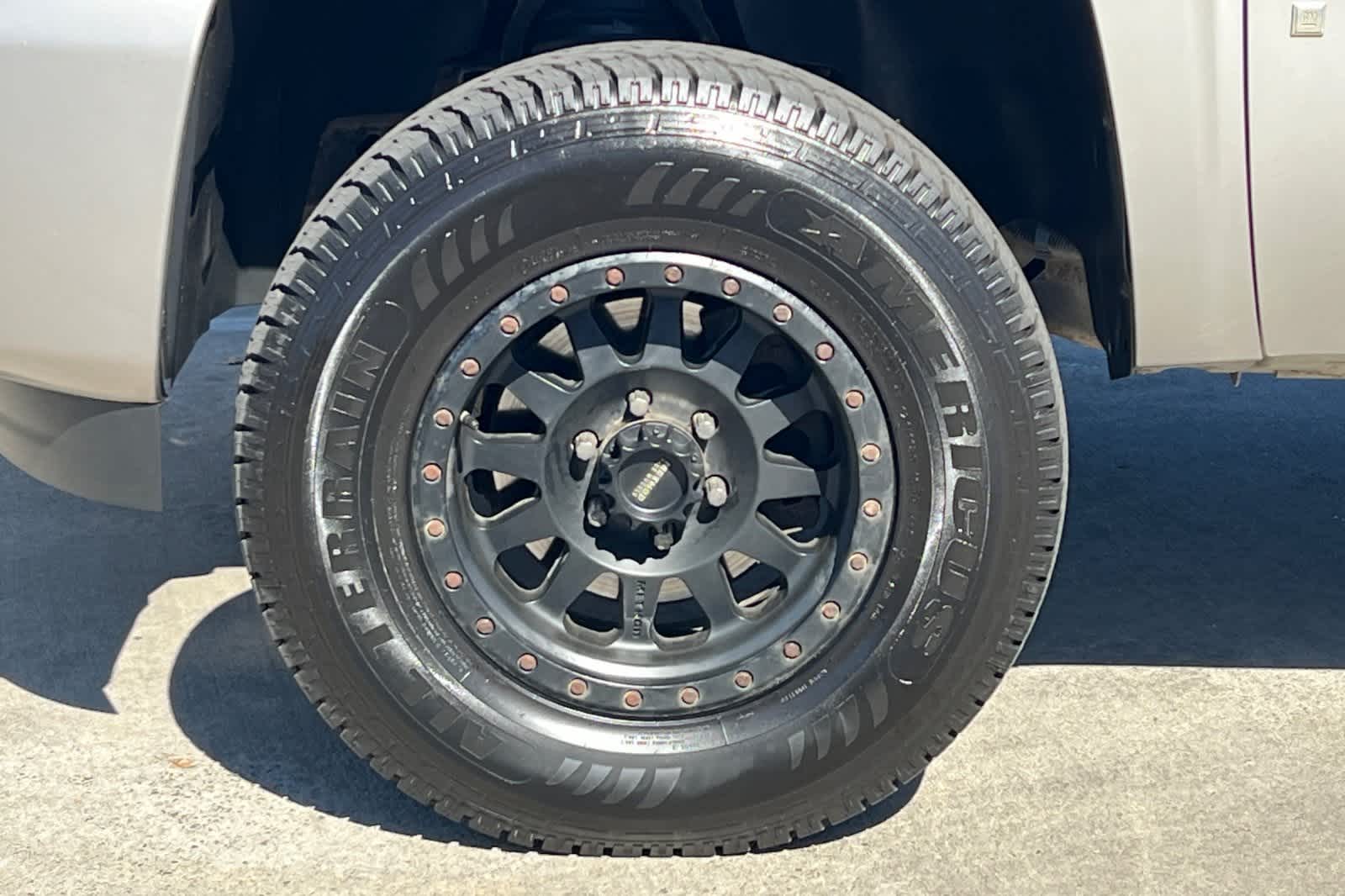 Thumbnail: 2009 Chevrolet Silverado 1500 - 12