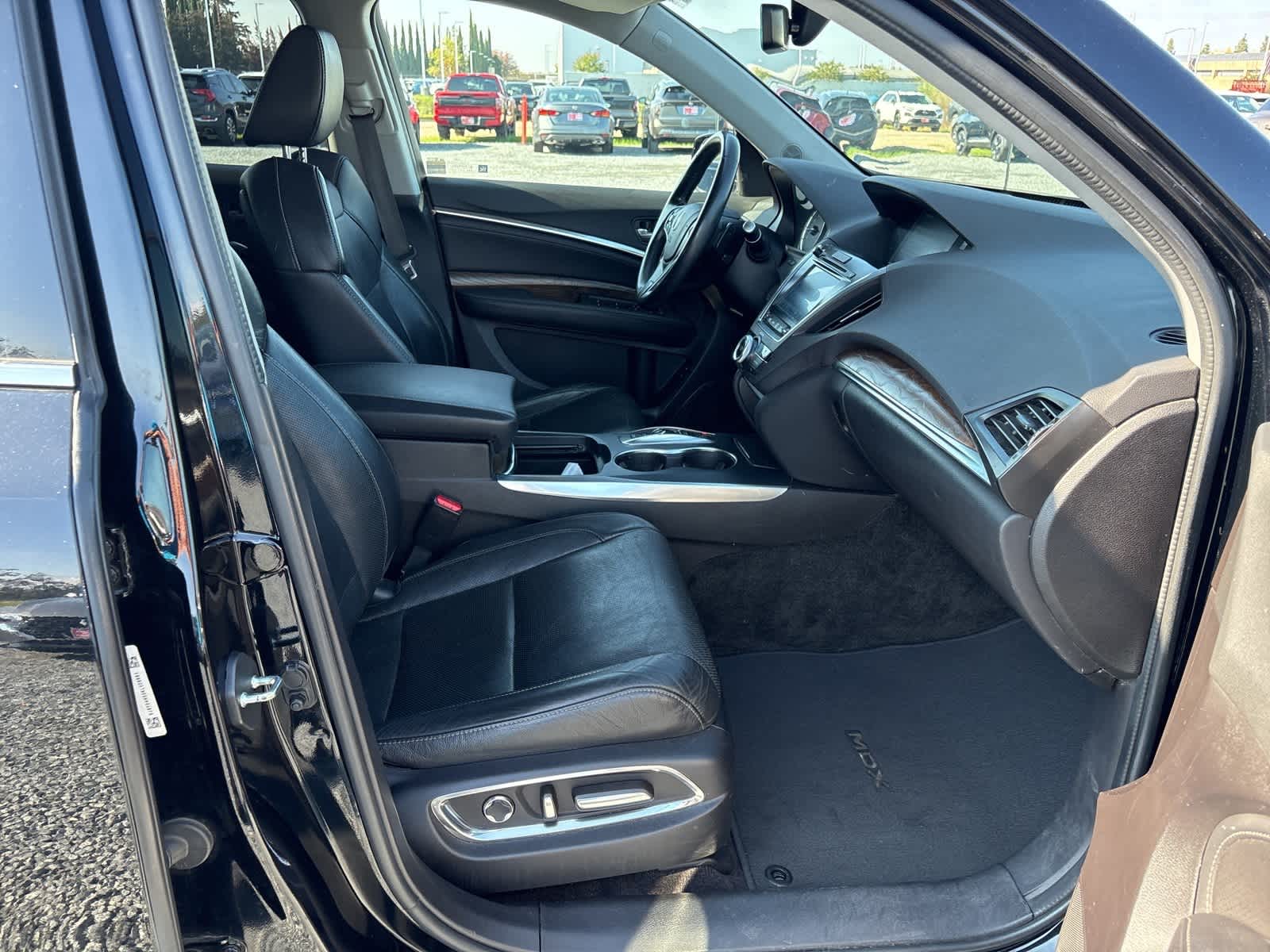 Thumbnail: 2019 Acura MDX - 13