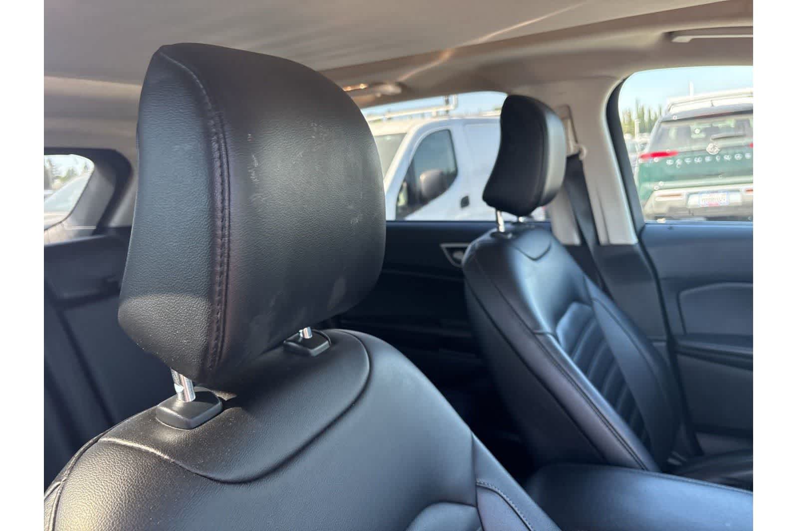 Thumbnail: 2022 Ford Edge - 15