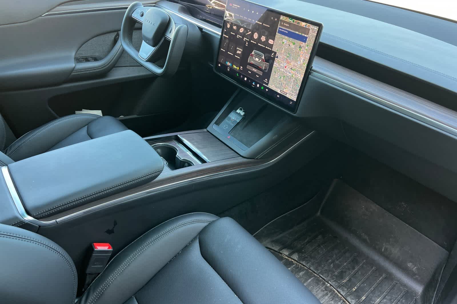 Thumbnail: 2024 Tesla Model X - 17