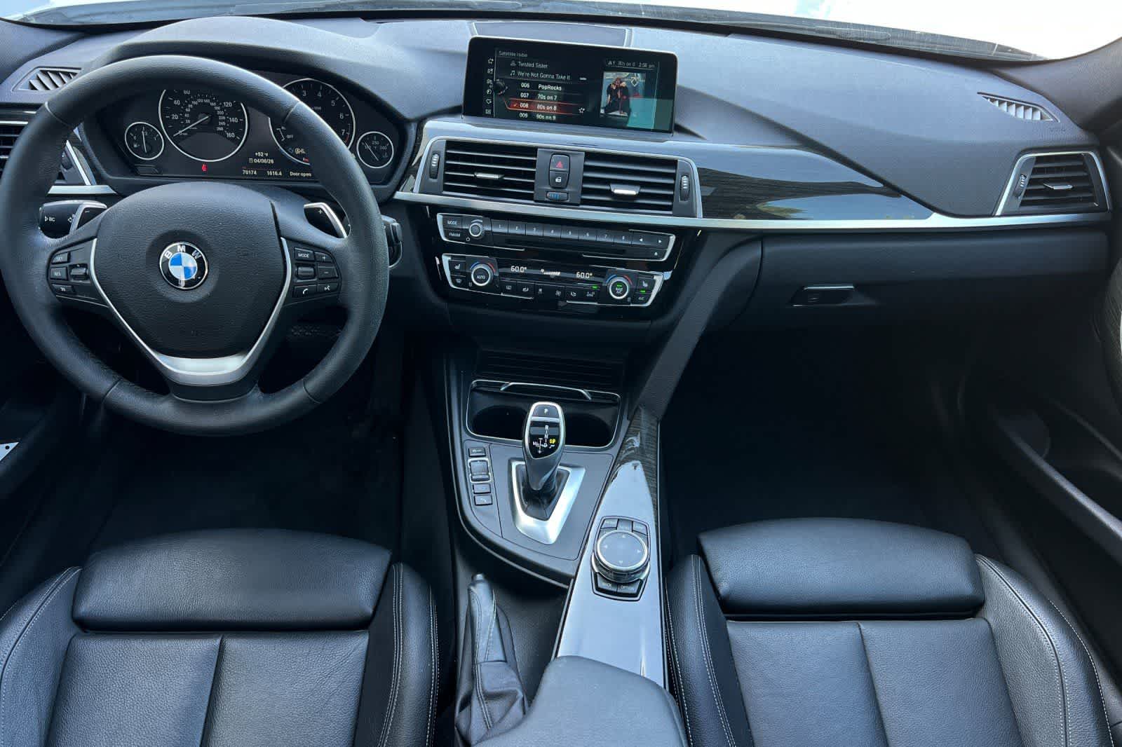 Thumbnail: 2017 BMW 3 Series - 4