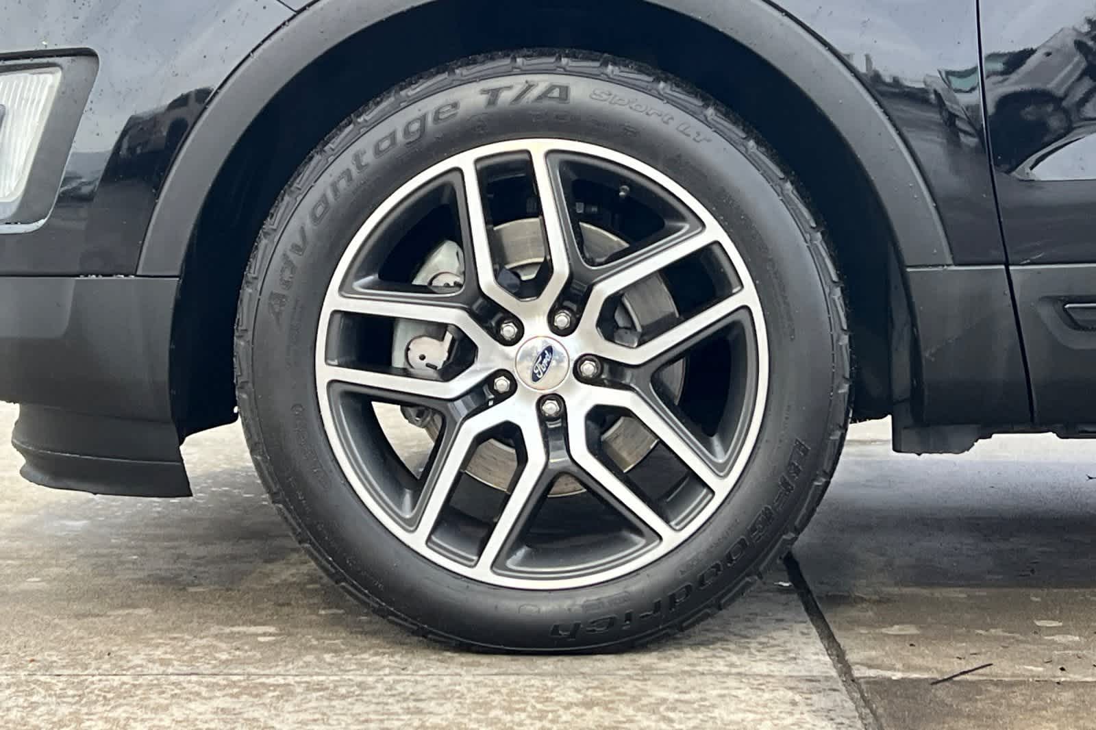 Thumbnail: 2016 Ford Explorer - 28