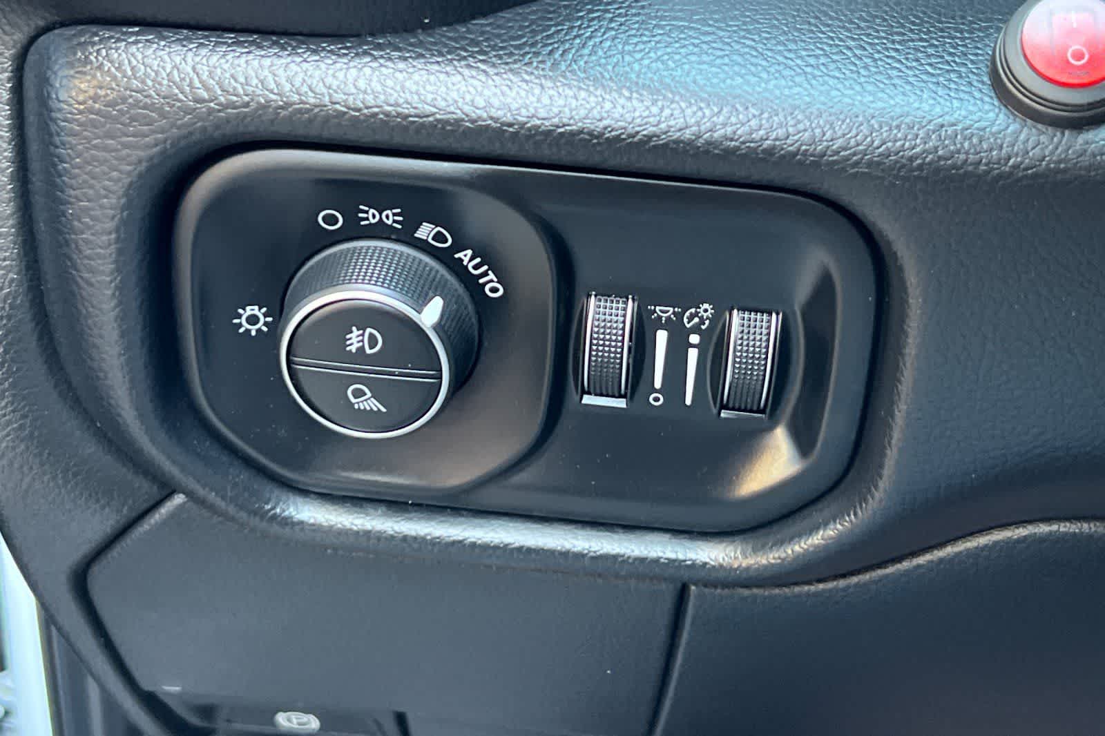 Thumbnail: 2020 RAM 2500 - 33