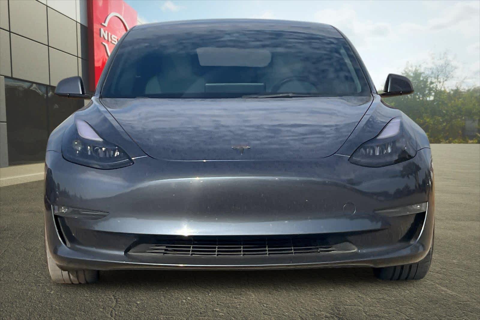 Thumbnail: 2023 Tesla Model 3 - 11