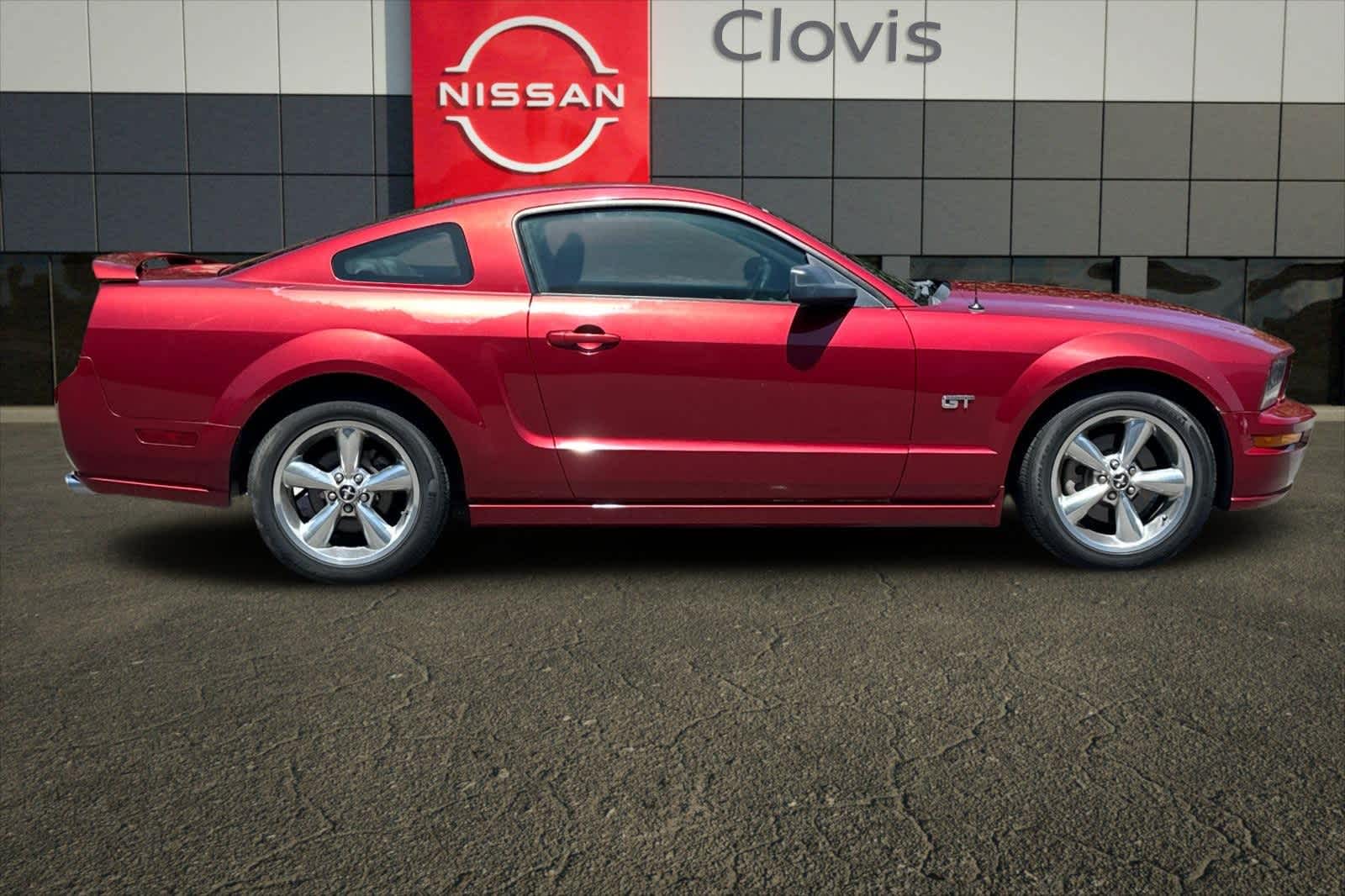 2006 Ford Mustang  9