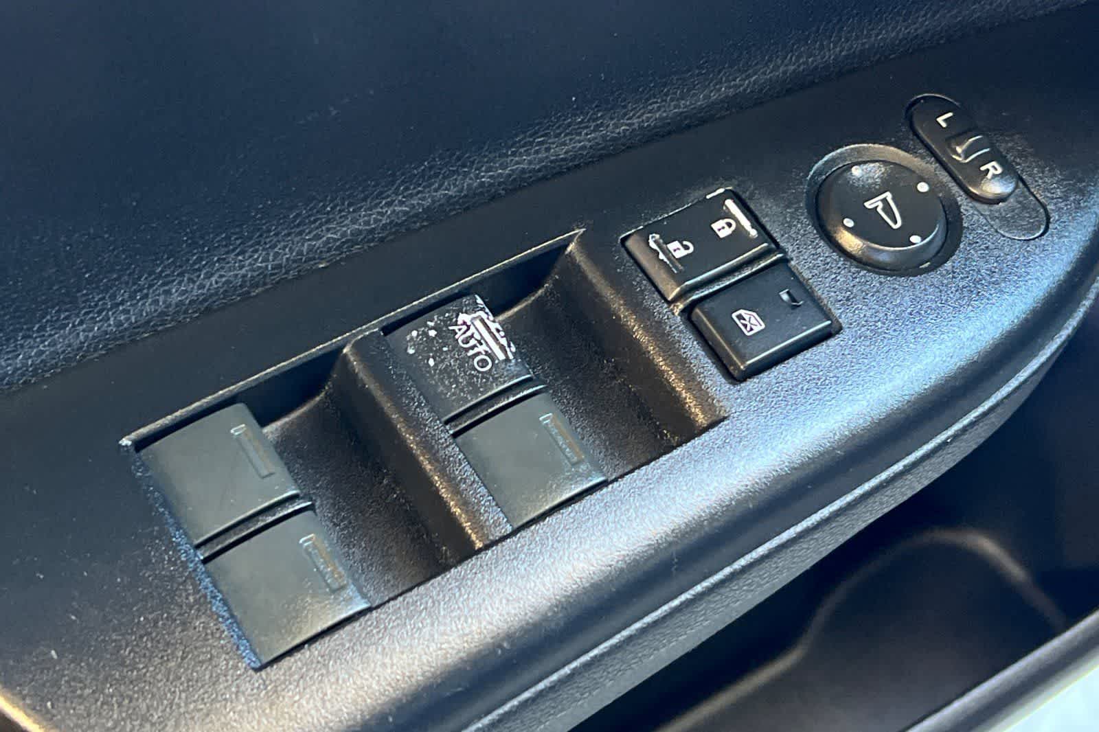 Thumbnail: 2013 Honda Accord - 14