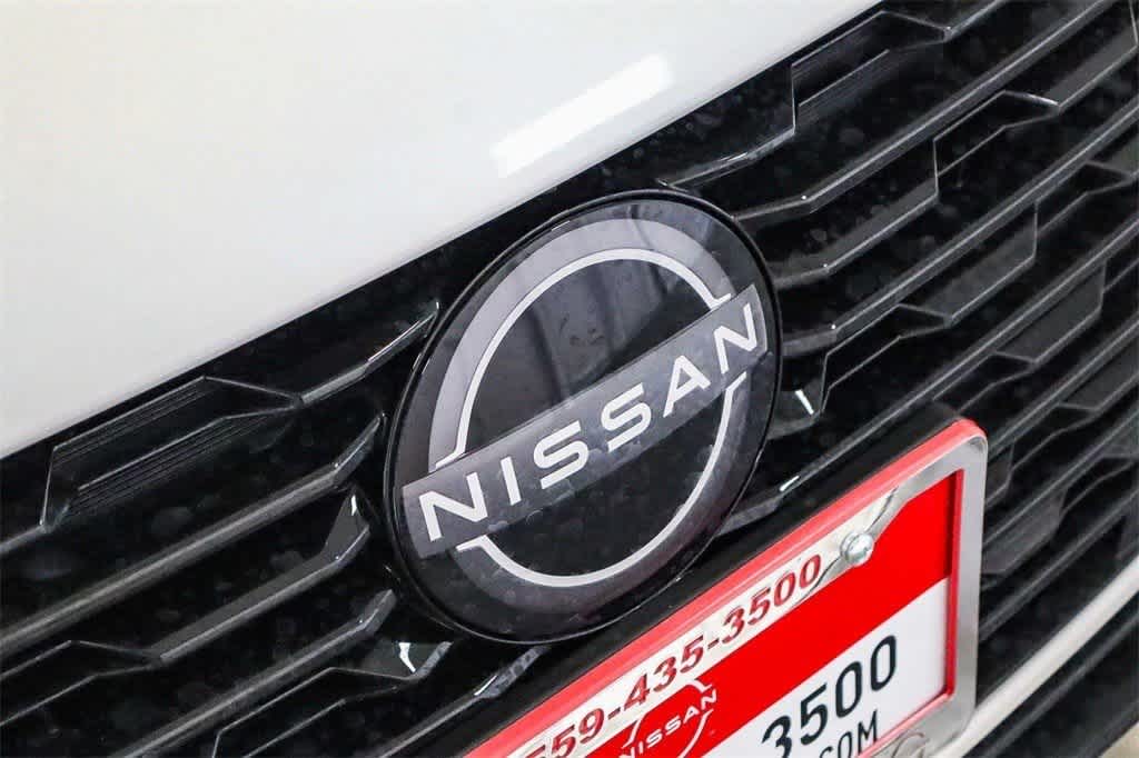 Thumbnail: 2025 Nissan Sentra - 10