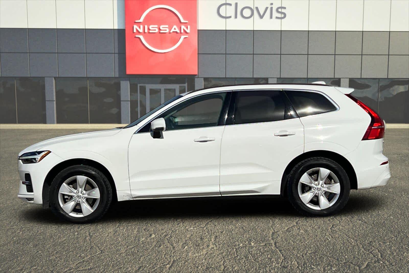 Thumbnail: 2022 Volvo XC60 - 6
