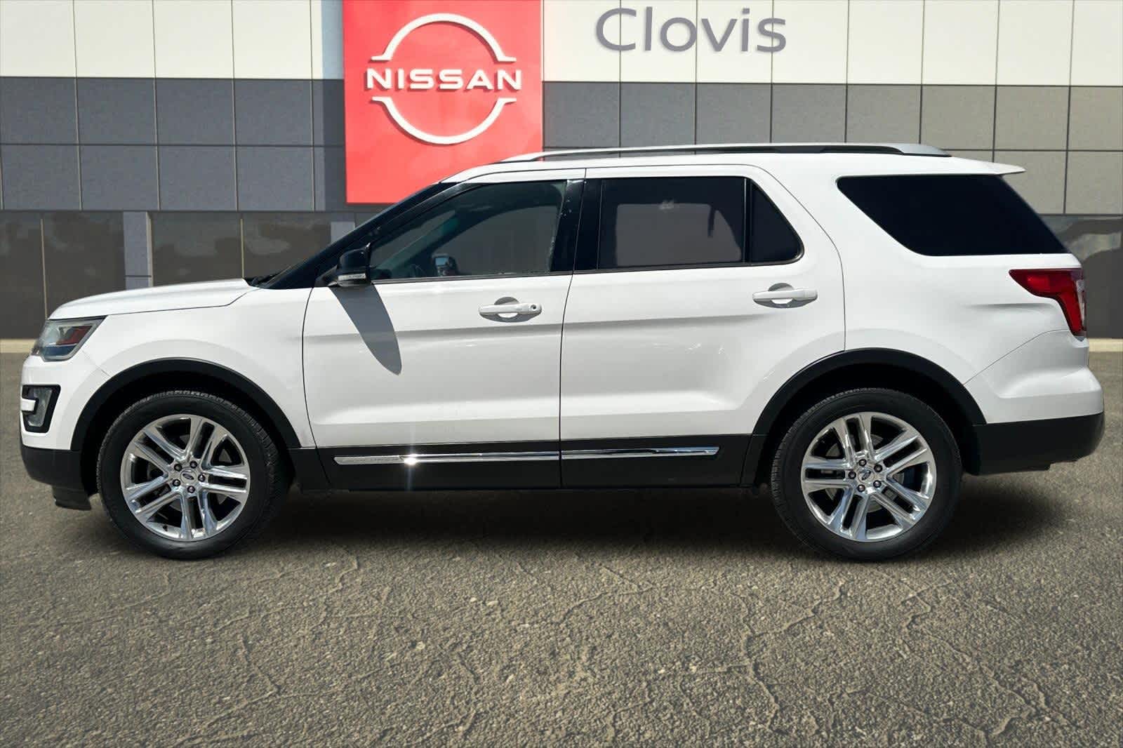 Thumbnail: 2016 Ford Explorer - 6
