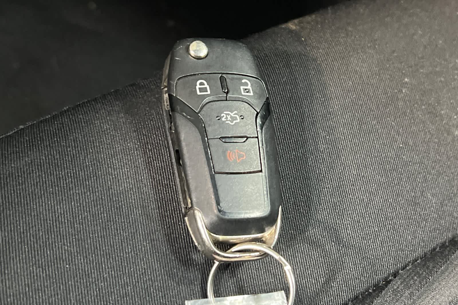 Thumbnail: 2016 Ford Fusion - 23