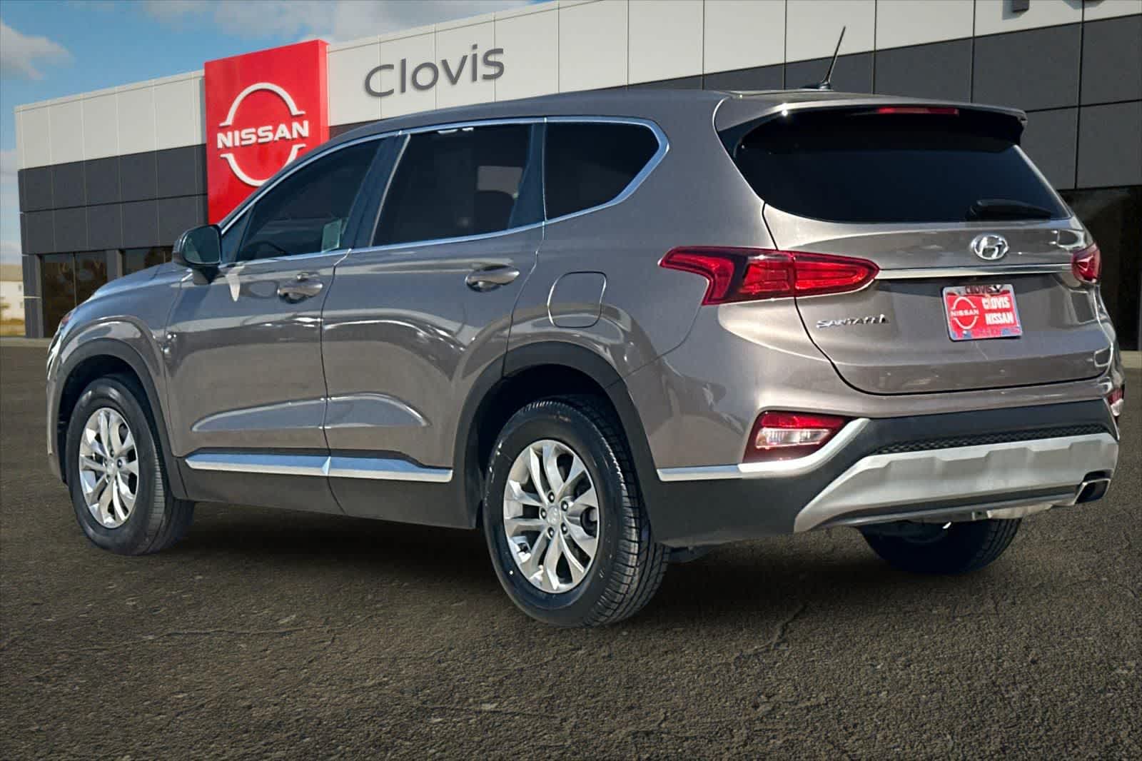 Thumbnail: 2019 Hyundai Santa Fe - 7