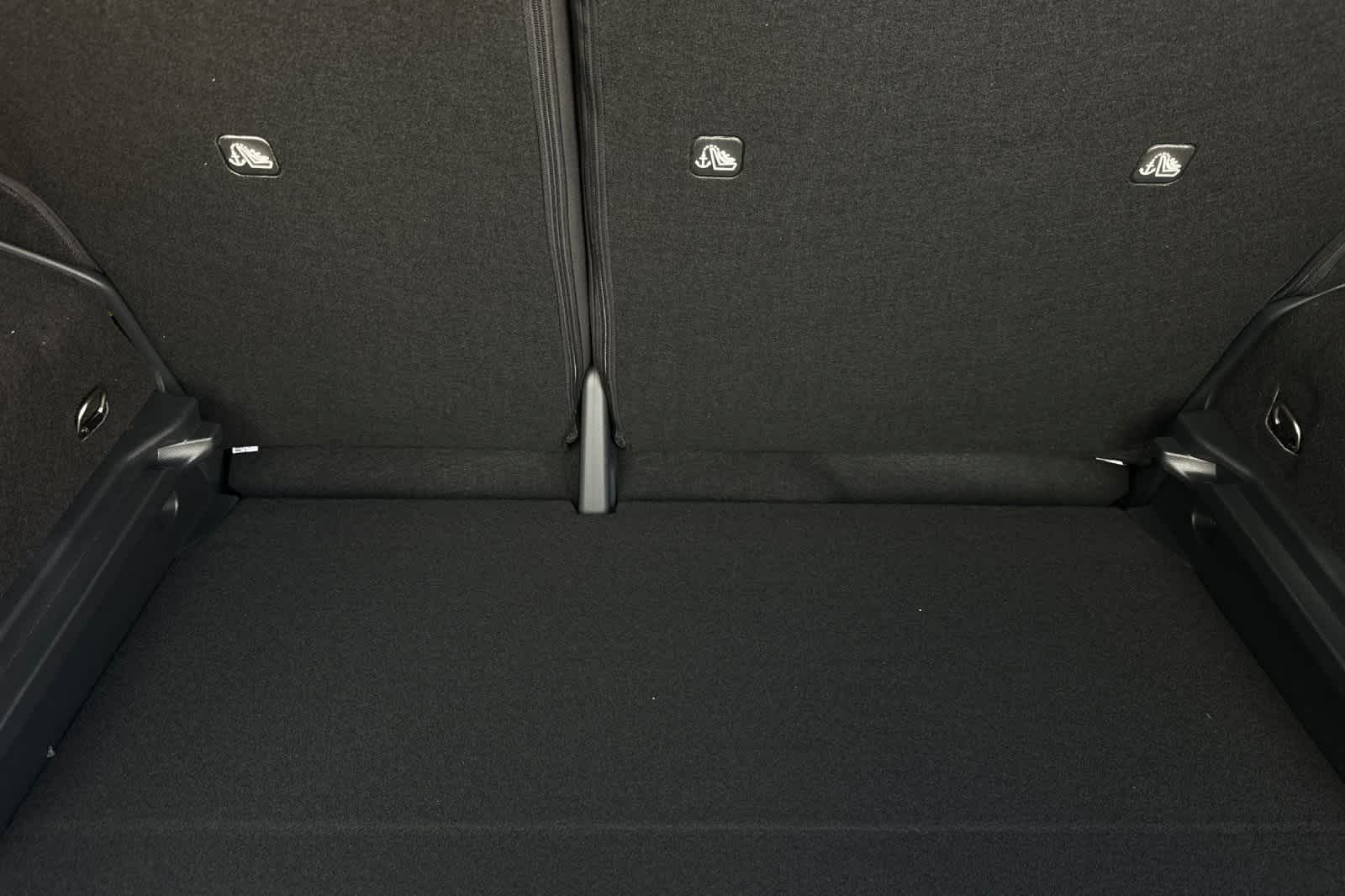 Thumbnail: 2026 Nissan Kicks - 17