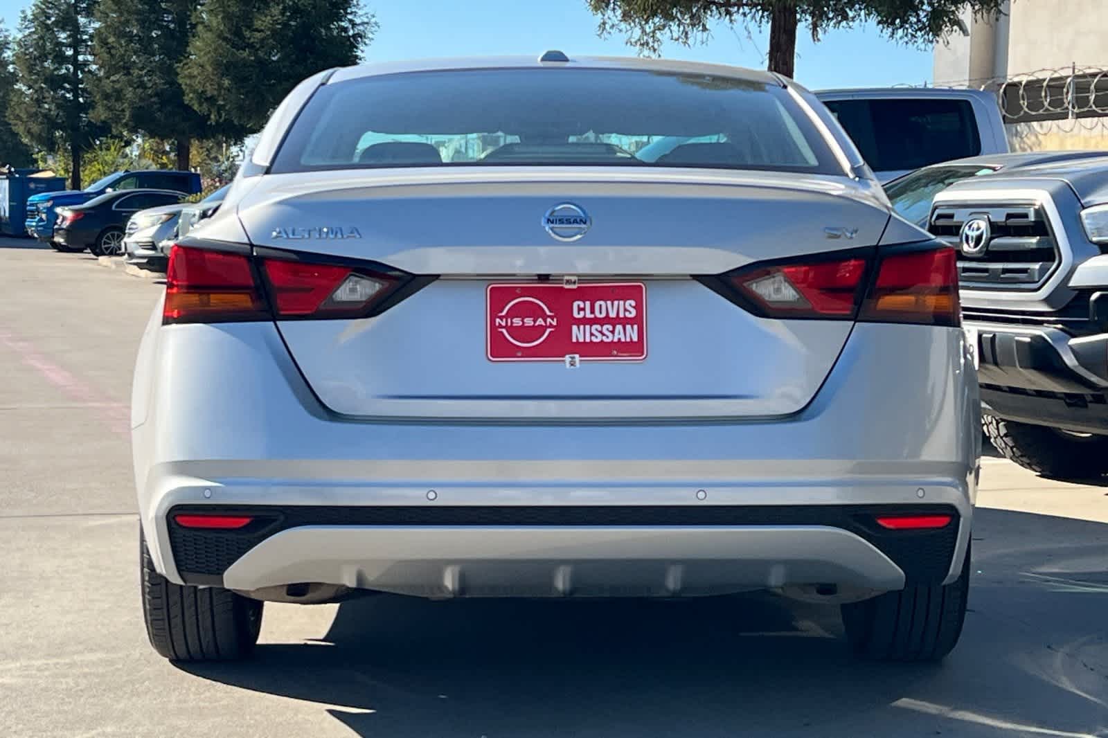 Thumbnail: 2022 Nissan Altima - 8