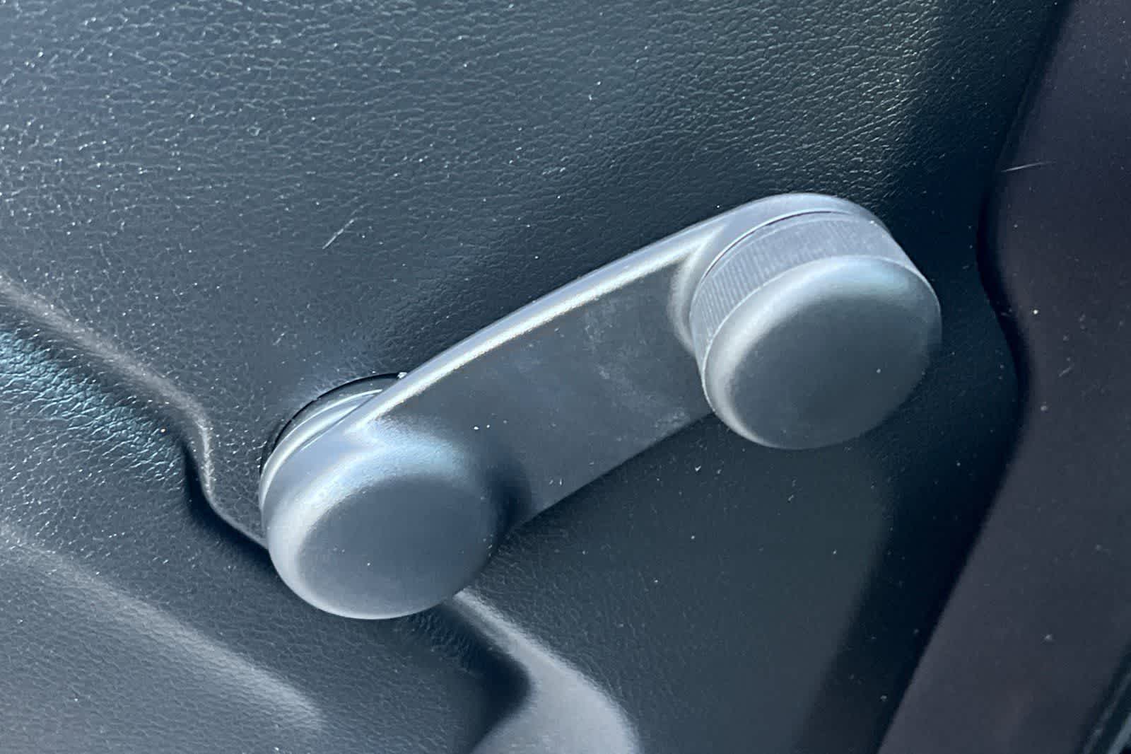 Thumbnail: 2024 Jeep Wrangler - 13