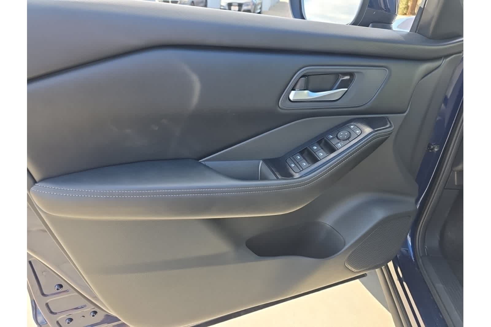 Thumbnail: 2026 Nissan Rogue - 16