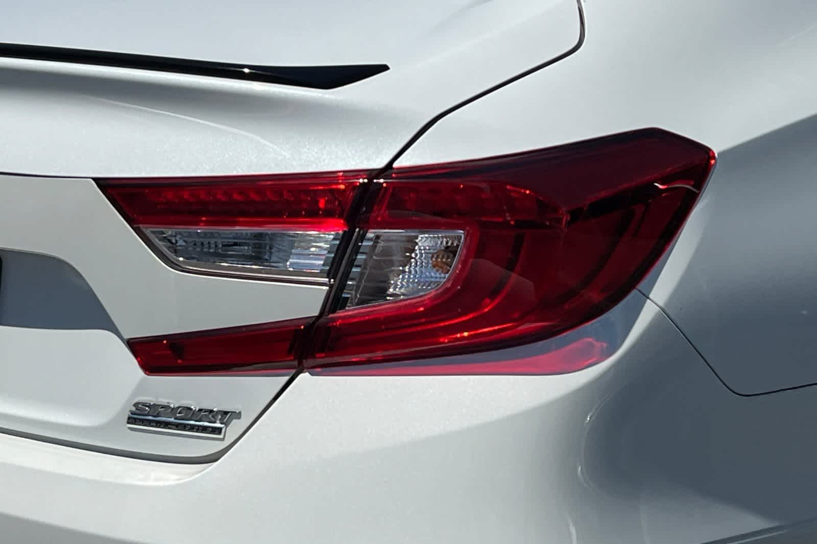 Thumbnail: 2022 Honda Accord - 13