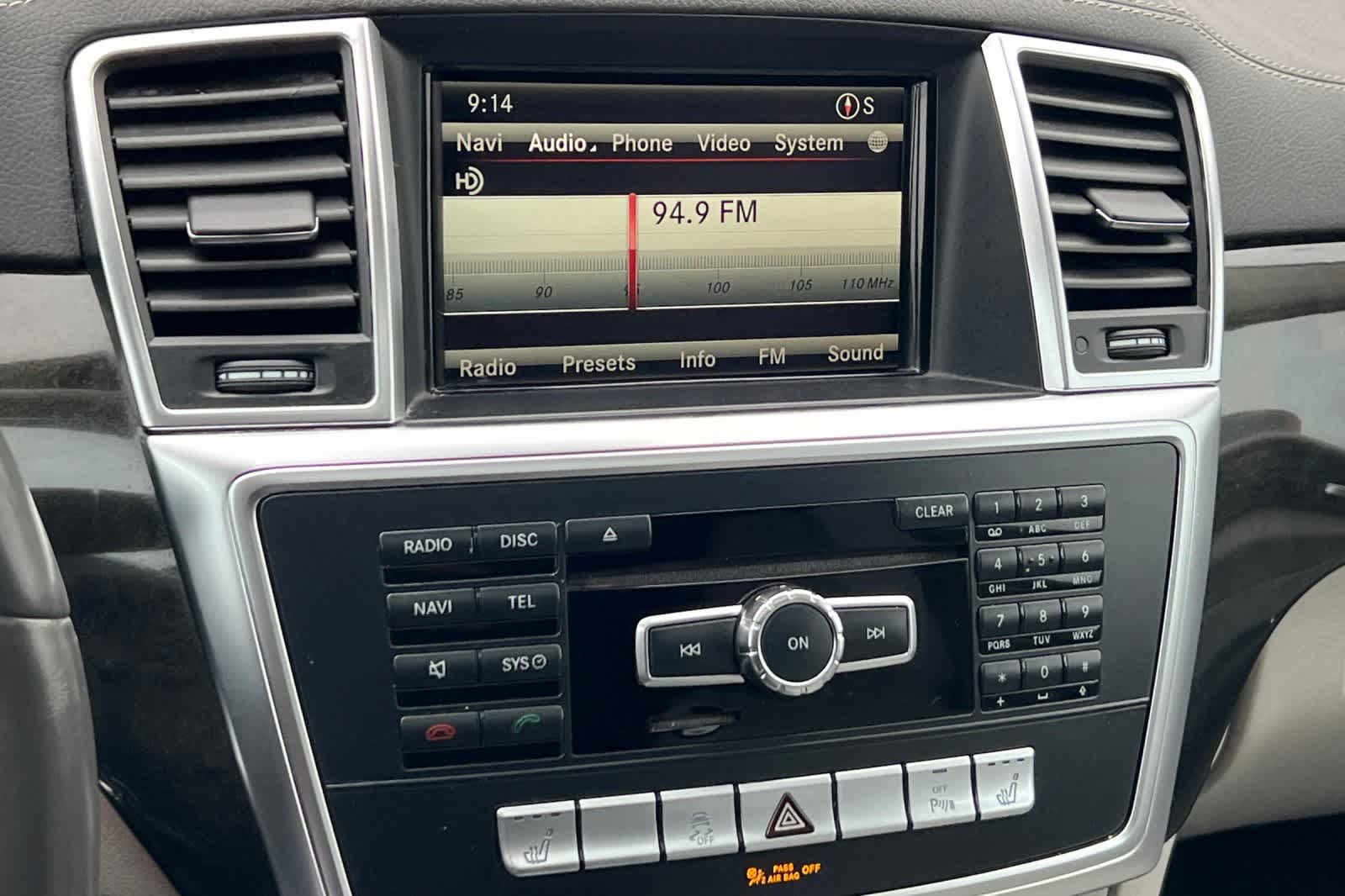 Thumbnail: 2016 Mercedes-Benz GL-Class - 24