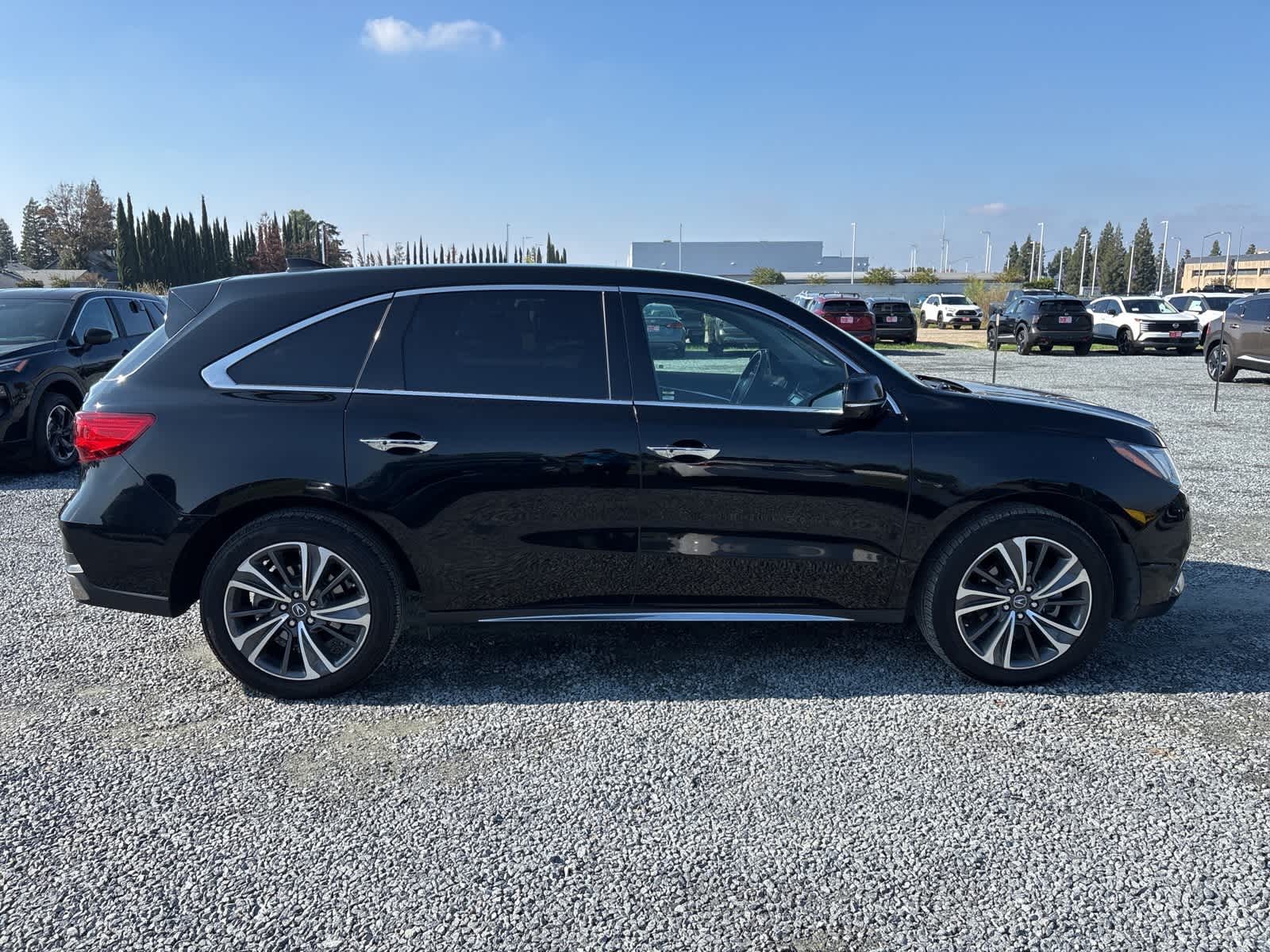 Thumbnail: 2019 Acura MDX - 8