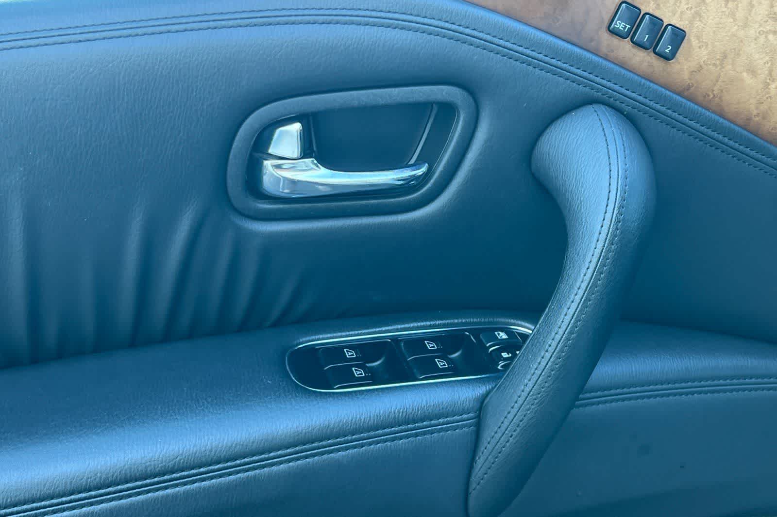Thumbnail: 2012 INFINITI QX56 - 13