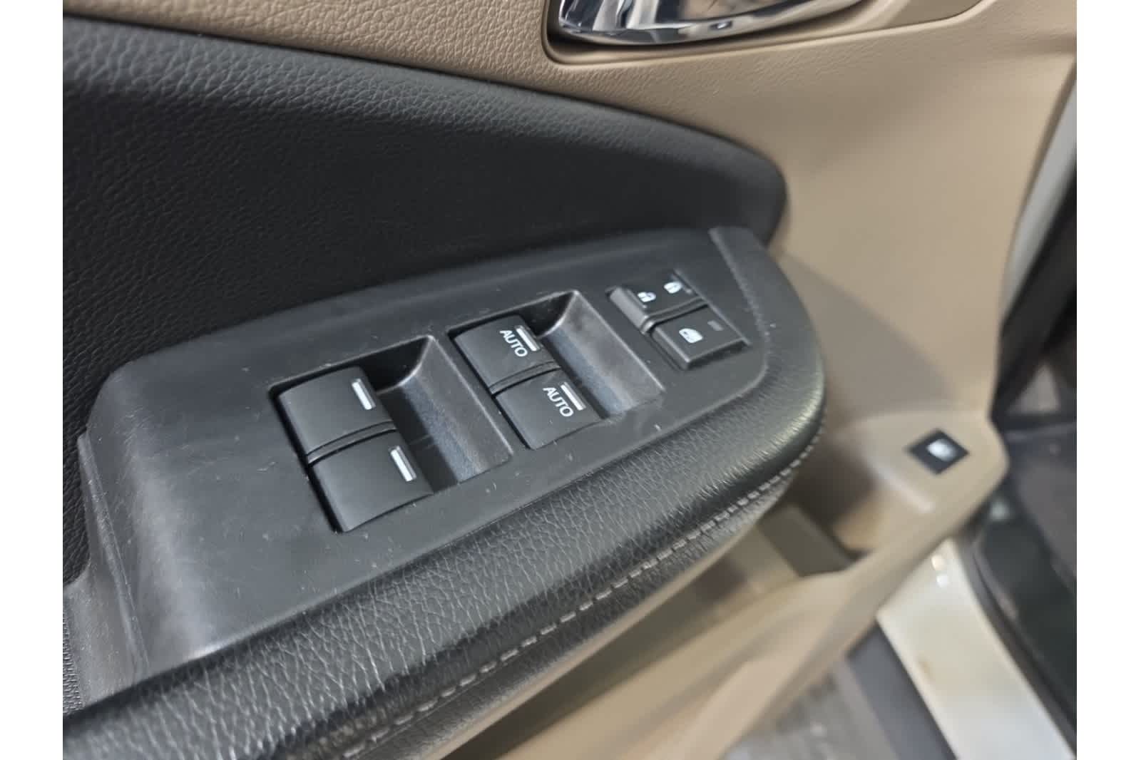 Thumbnail: 2017 Honda Ridgeline - 20