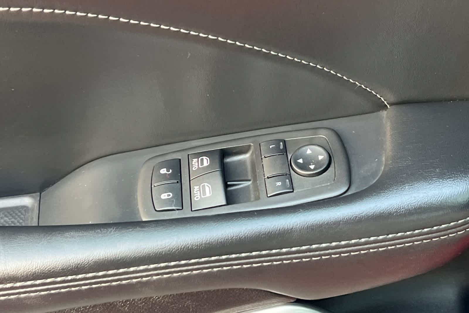 Thumbnail: 2022 Dodge Challenger - 14